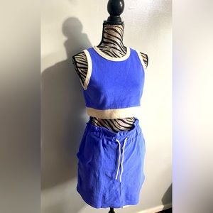 Free Assembly Two Piece Set